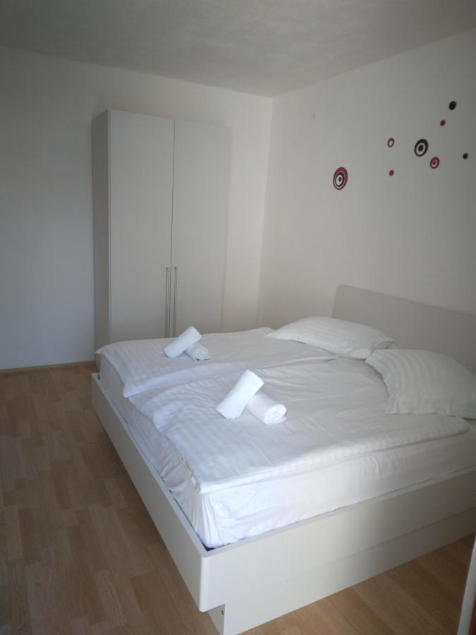 Ivanka Apartments Vrboska Szoba fotó